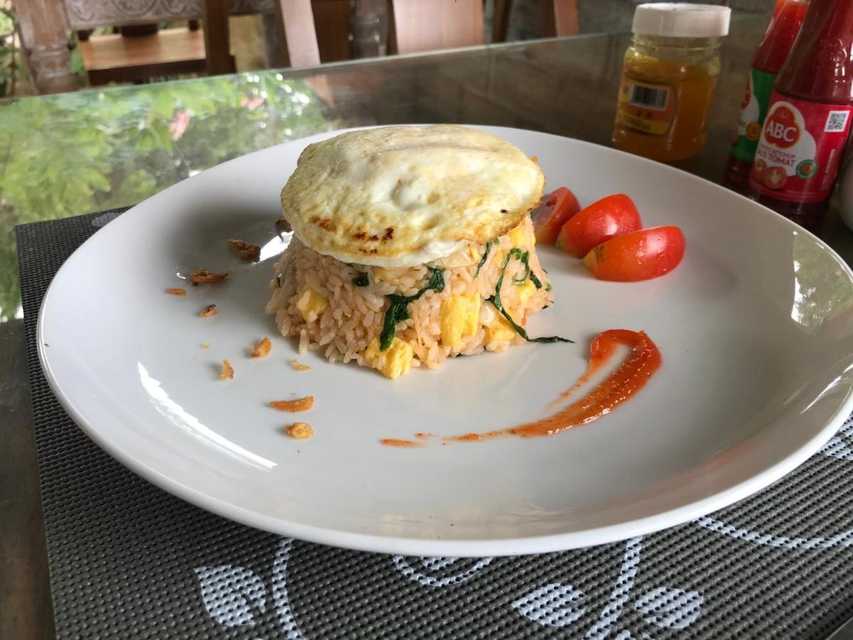 Umah Nik Kepitu Apartment Gianyar  Bagian luar foto