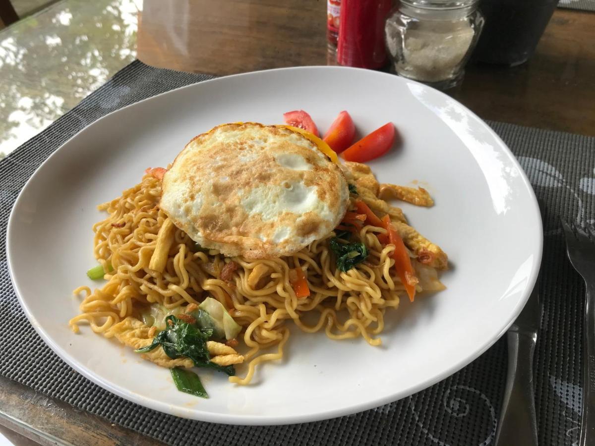 Umah Nik Kepitu Apartment Gianyar  Bagian luar foto