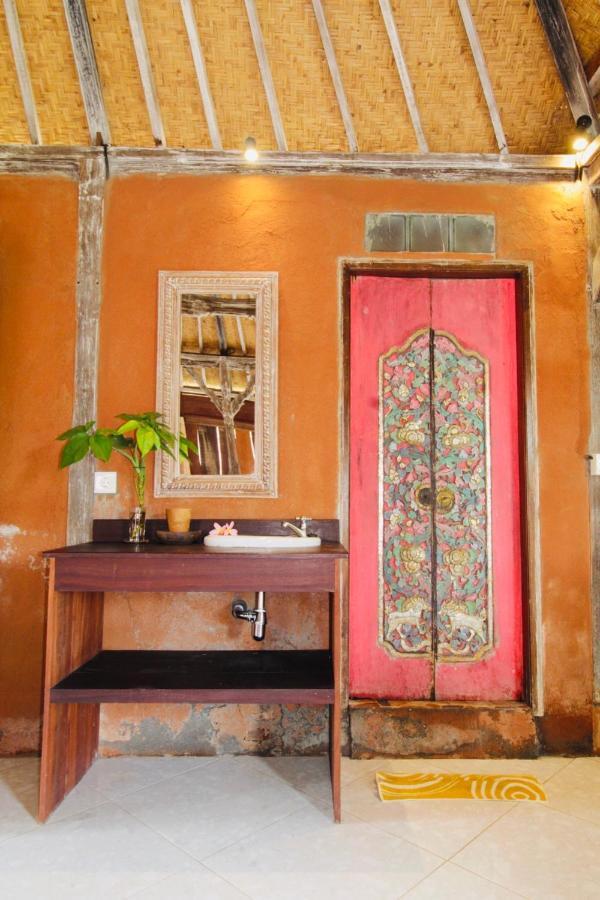 Umah Nik Kepitu Apartment Gianyar  Bagian luar foto
